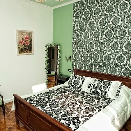 Apartman For Two